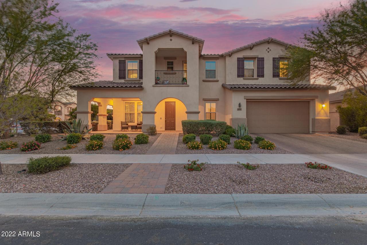 4910 S Cylinder Way, Mesa, AZ 85212