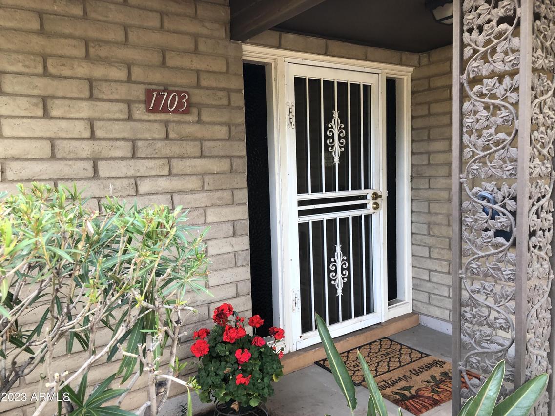 1703 S Ventura Dr., Tempe, AZ 85281