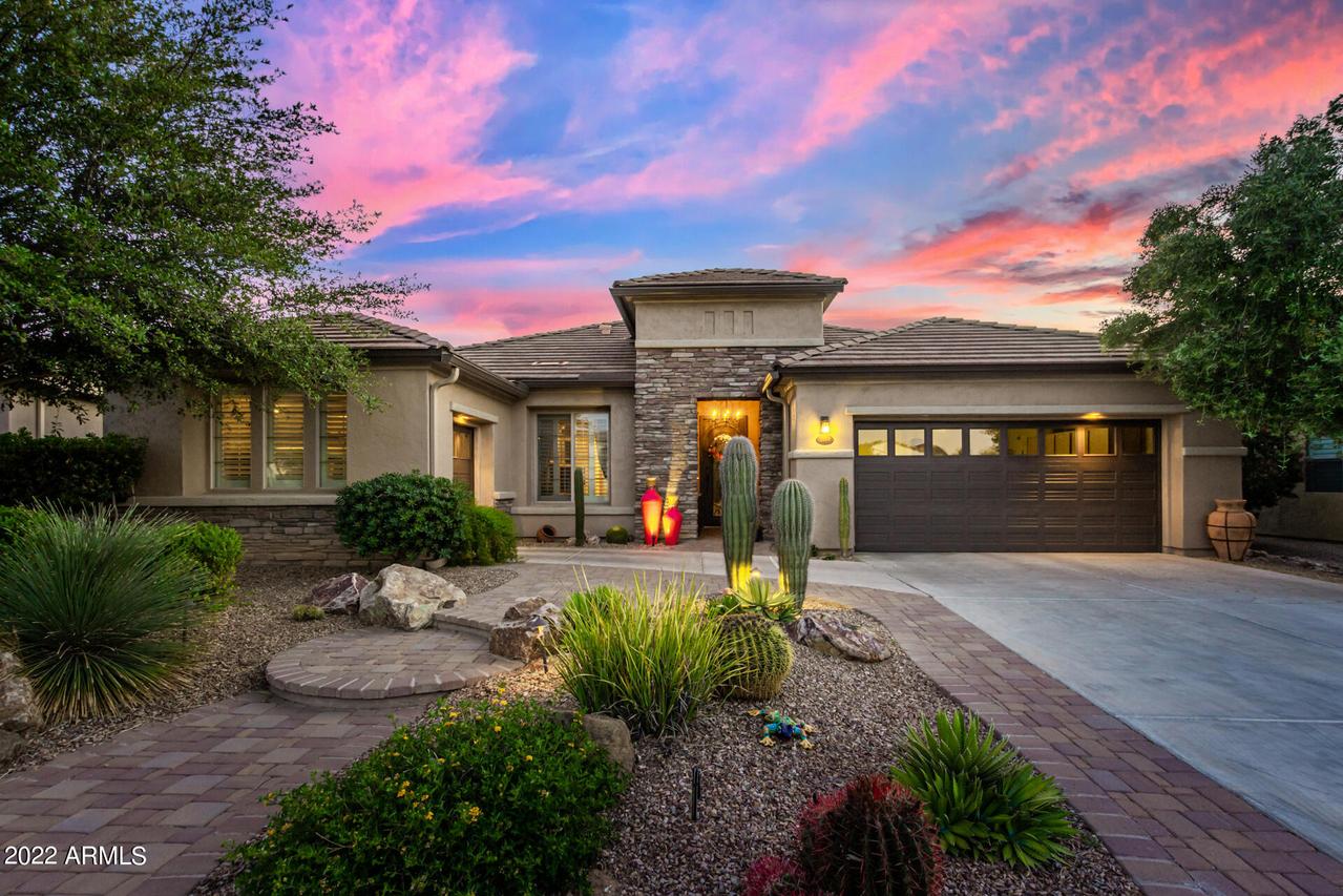 2574 E Glen Canyon Rd., Green Valley, AZ 85614