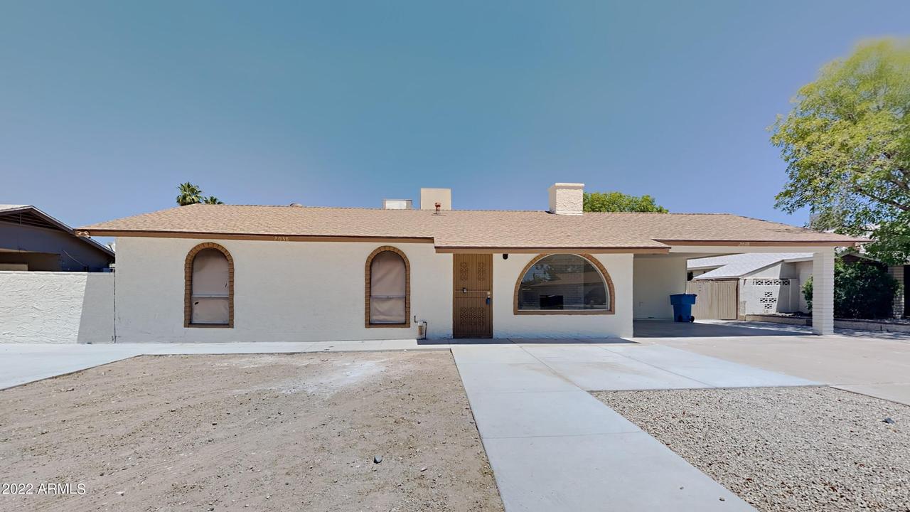 2038 W Julie Cir., Phoenix, AZ 85027
