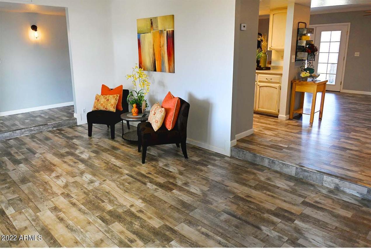 2524 E Fountain St., Mesa, AZ 85213