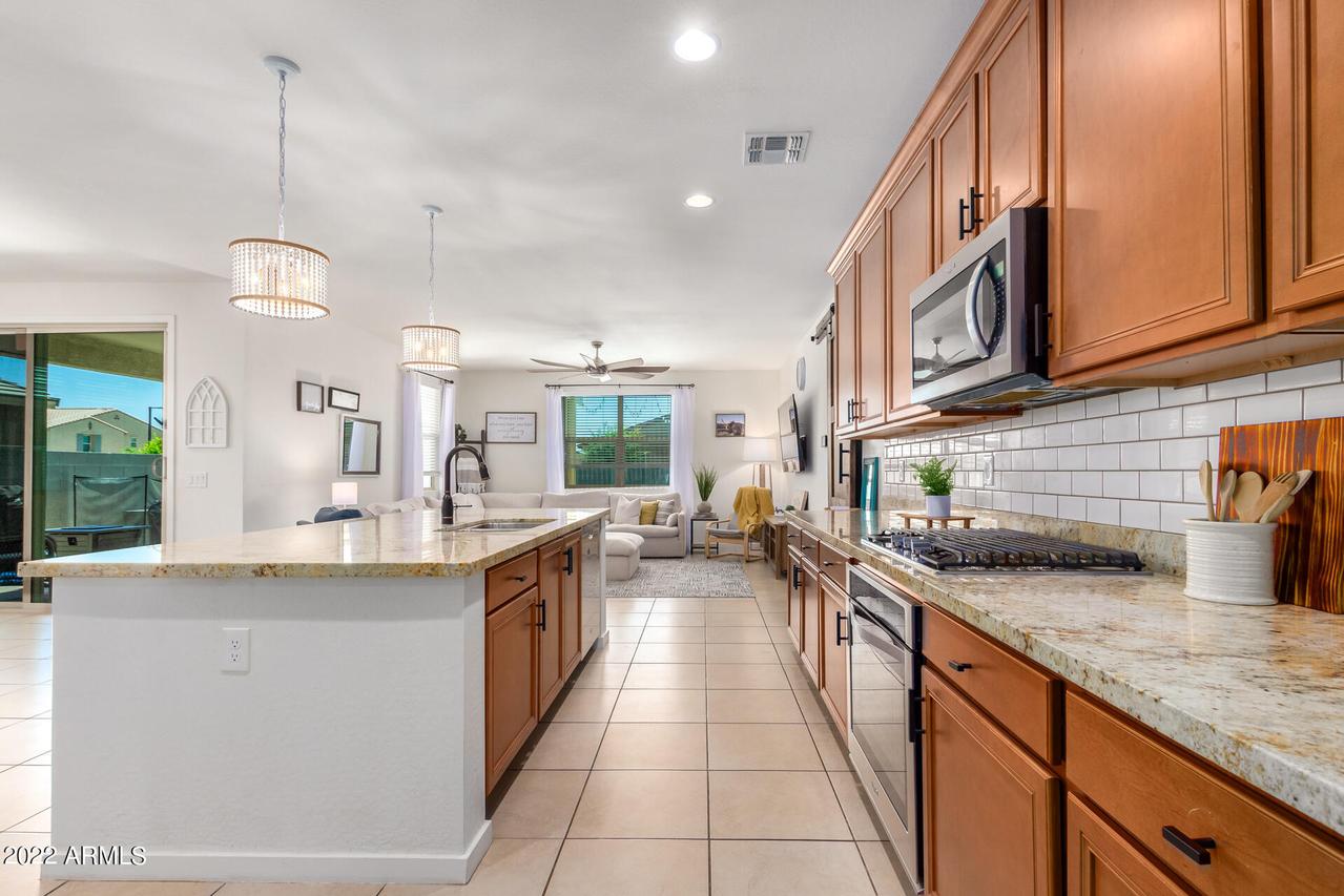 18759 W Yucatan Dr., Surprise, AZ 85388