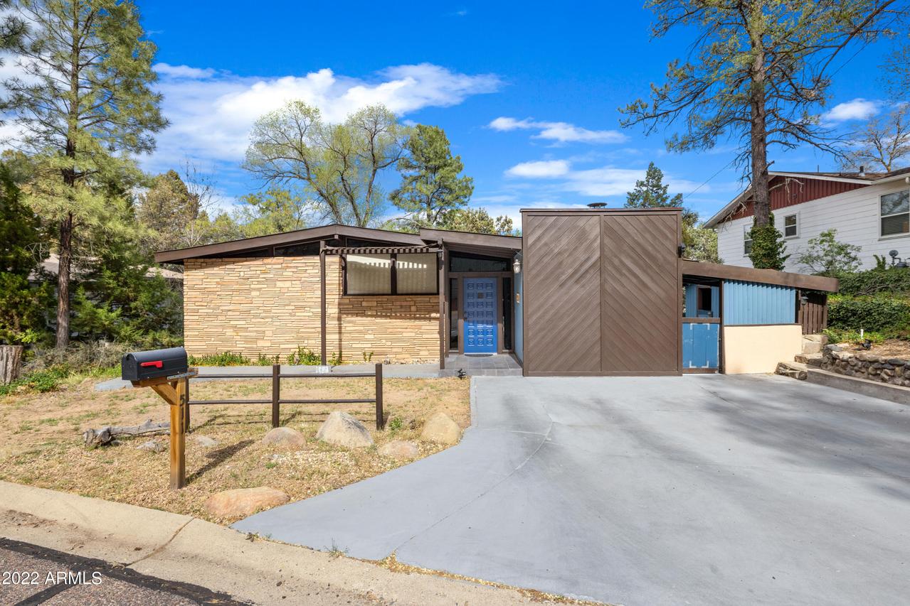 511 Ellenwood Dr., Prescott, AZ 86303