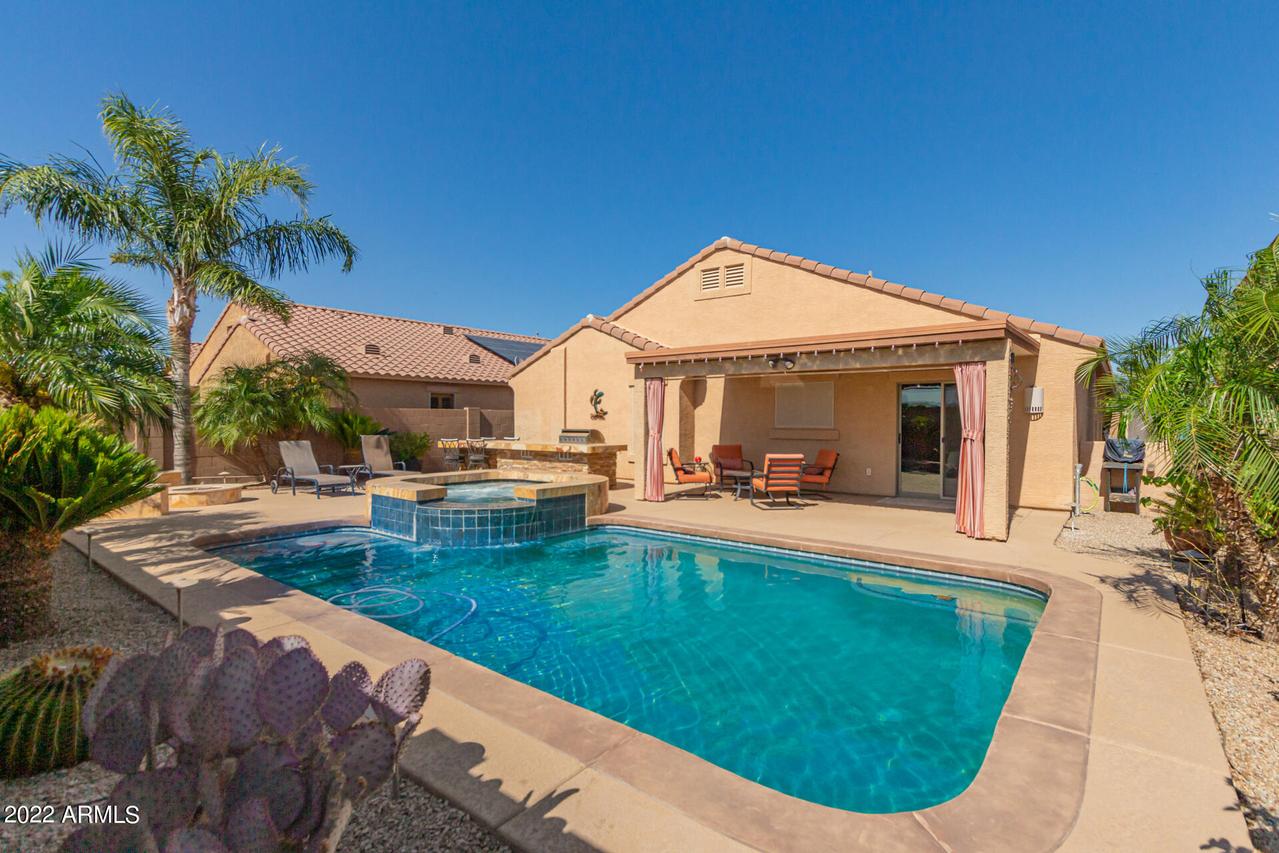 29106 N Gold Ln., San Tan Valley, AZ 85143