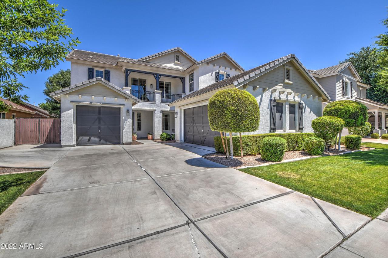 3470 E Comstock Dr., Gilbert, AZ 85296