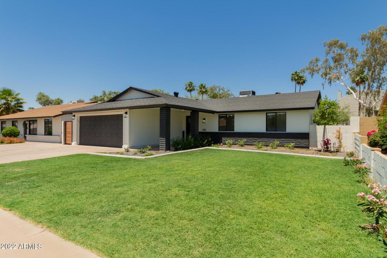 1936 W Devonshire St., Mesa, AZ 85201