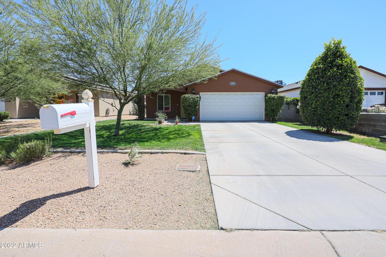 2909 W Cypress St., Phoenix, AZ 85009
