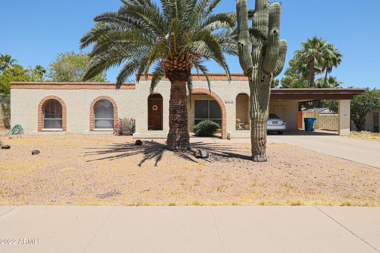 2518 E Desert Cove Ave., Phoenix, AZ 85028