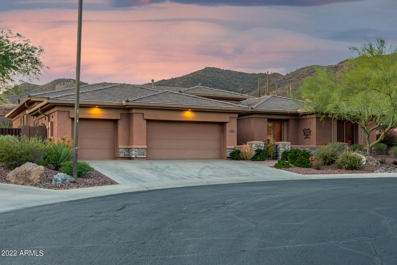 2240 W Legends Way, Anthem, AZ 85086