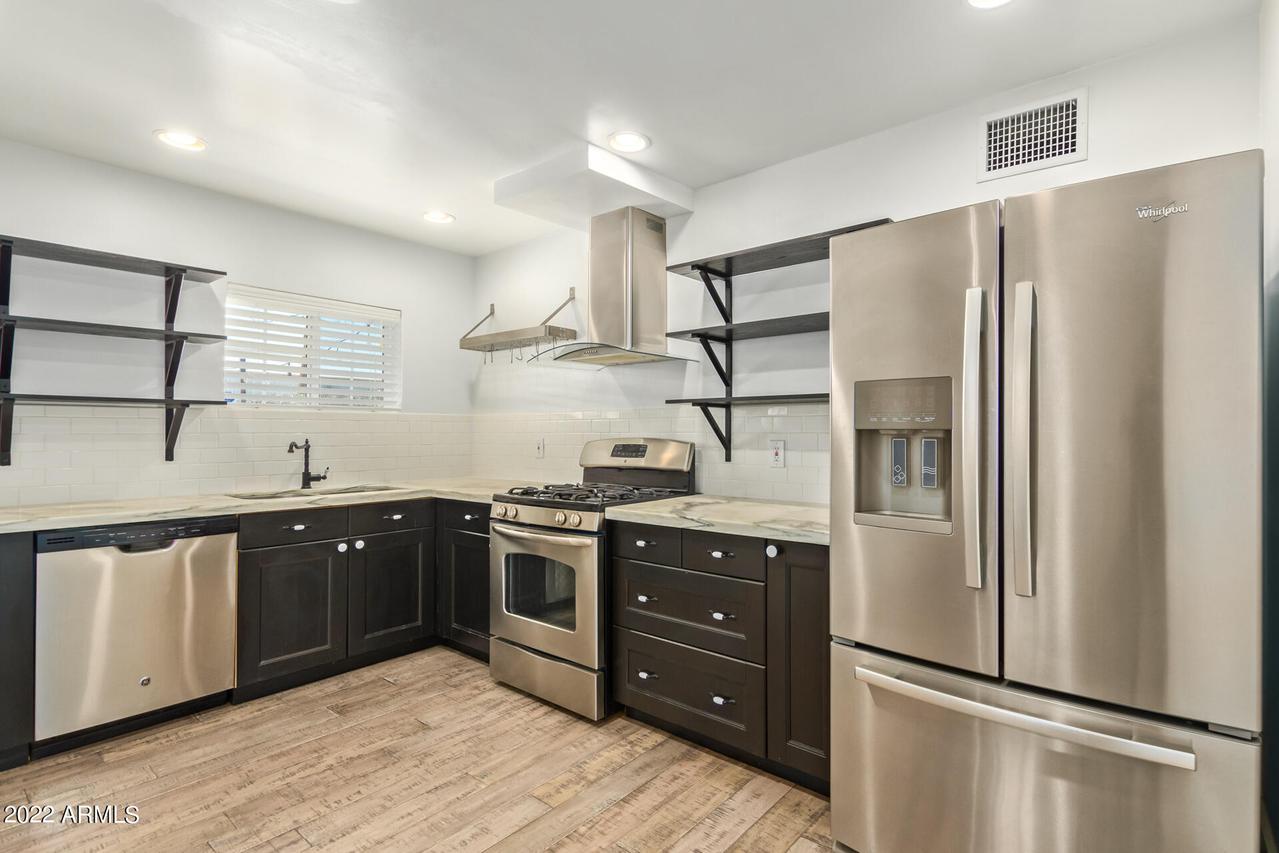 1622 N 17th Ave., Phoenix, AZ 85007