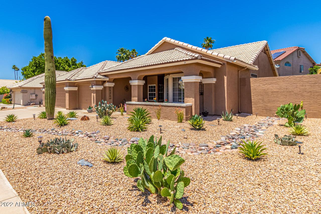 6366 W Aurora Dr., Glendale, AZ 85308