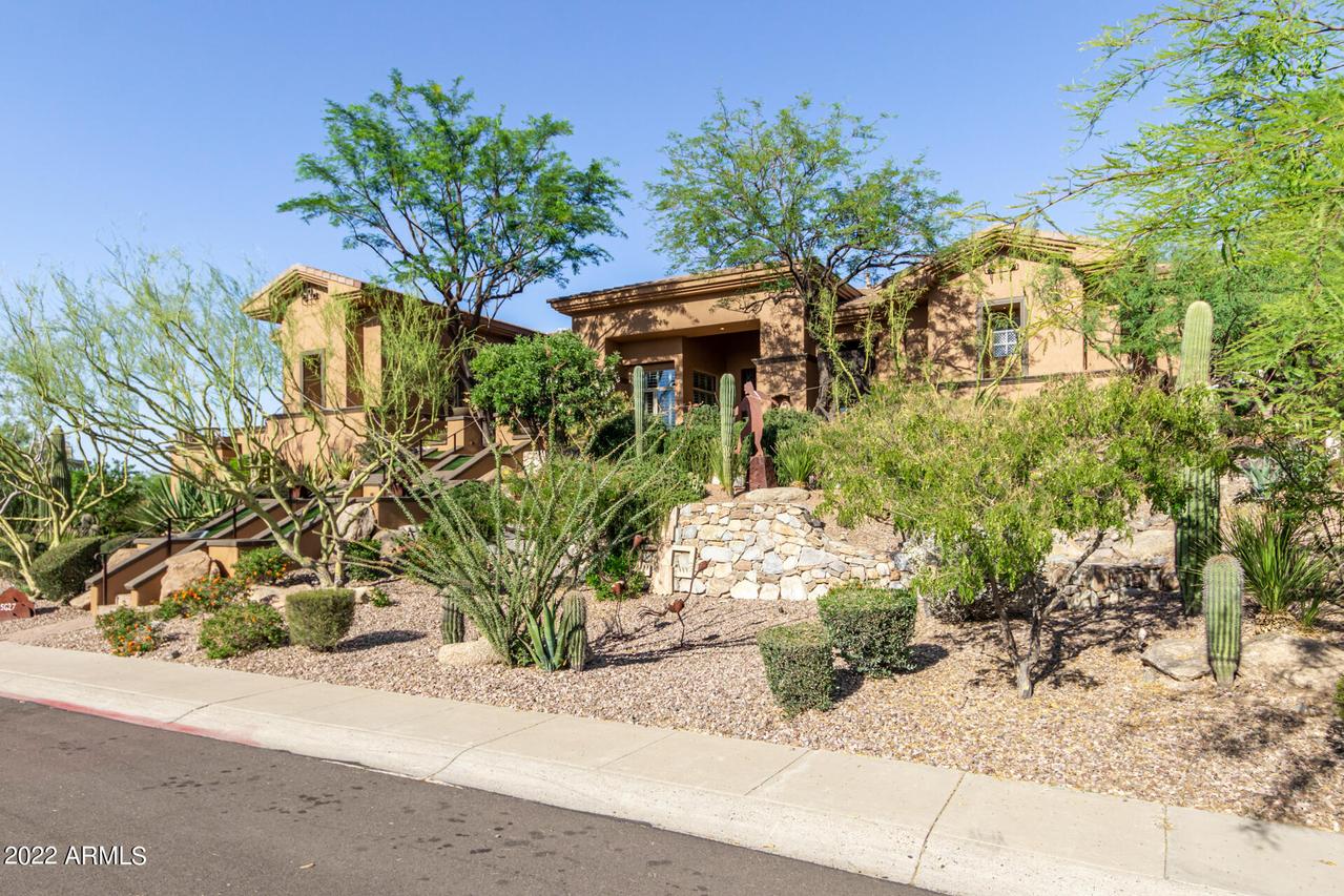 15627 N 8th Pl., Phoenix, AZ 85022