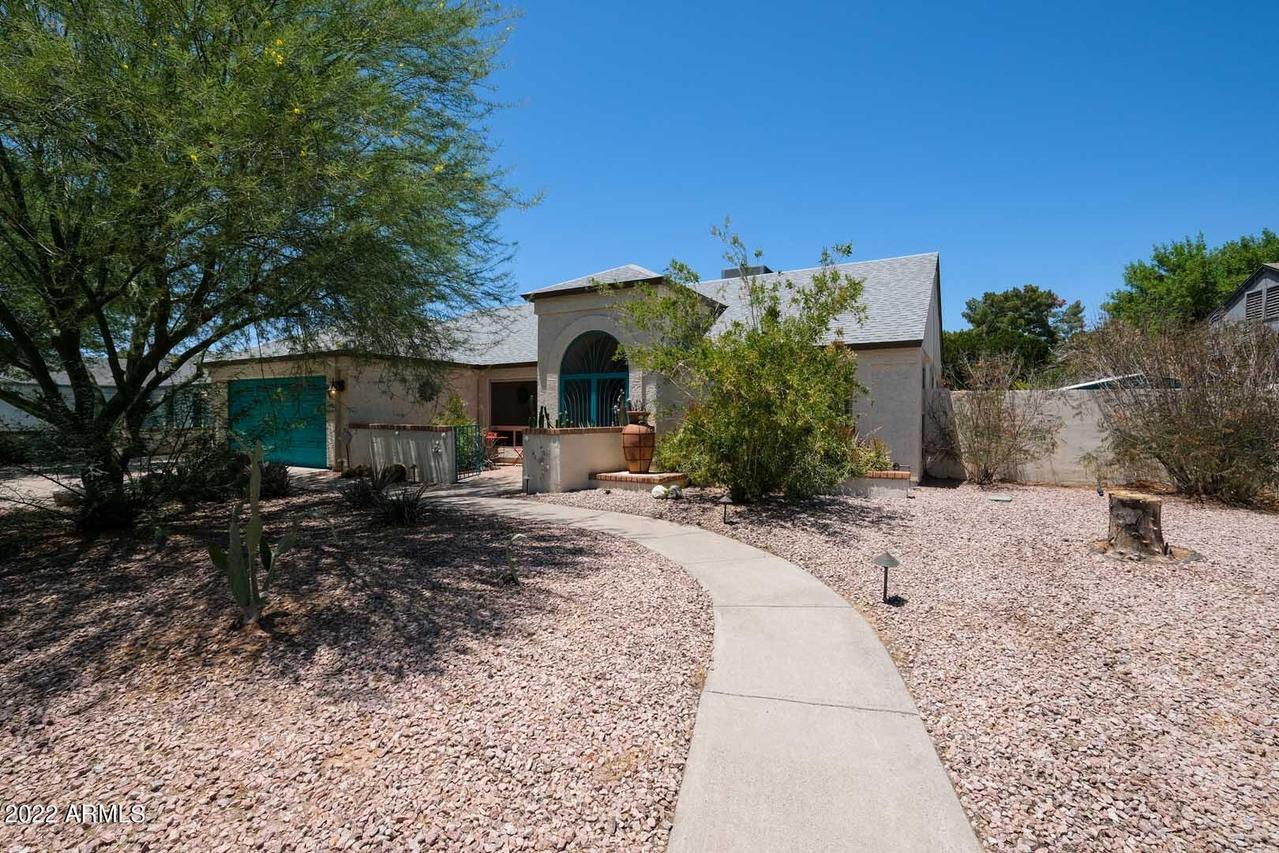 736 N Roosevelt Ave., Chandler, AZ 85226