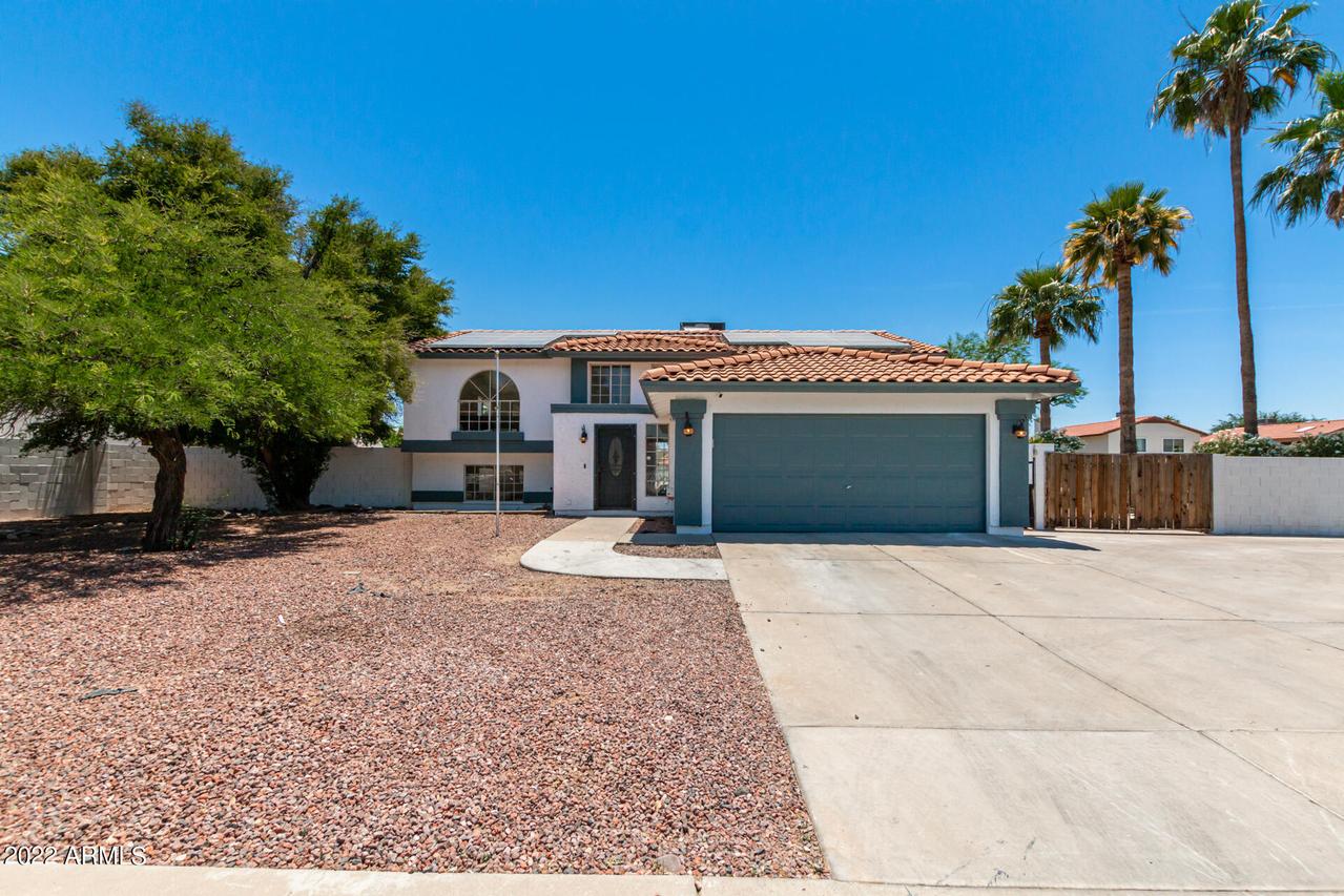 4913 W Acoma Dr., Glendale, AZ 85306