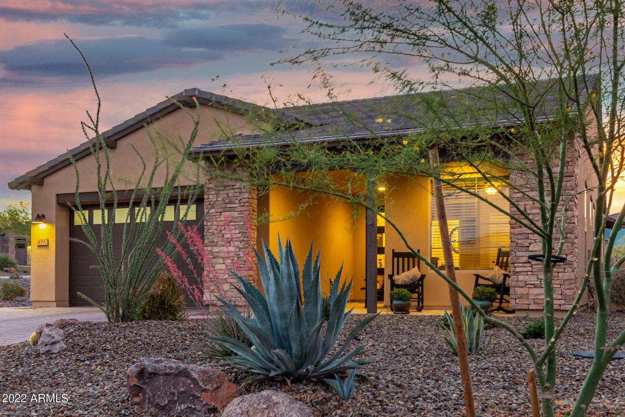 4592 Golden Eagle Rd., Wickenburg, AZ 85390