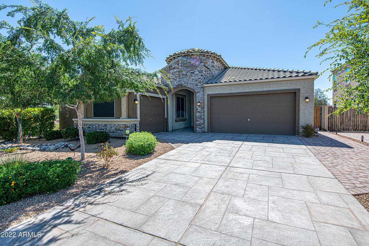 5304 N 94th Ln., Glendale, AZ 85305