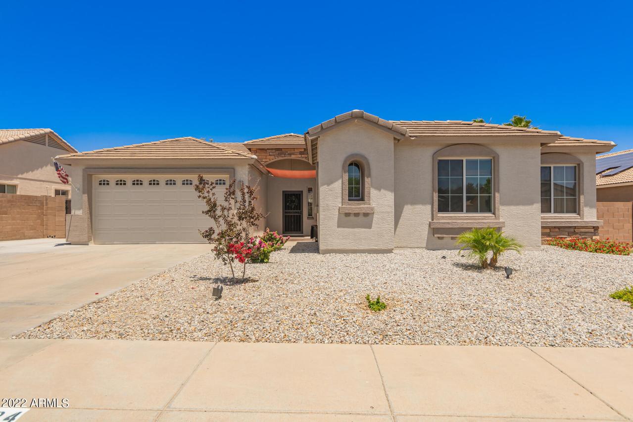 18234 W Port Royale Ln., Surprise, AZ 85388