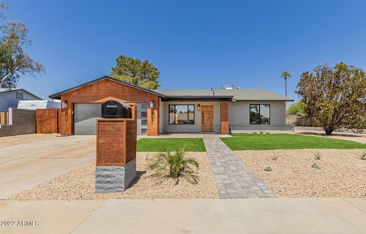 17272 N Paradise Park Dr., Phoenix, AZ 85032