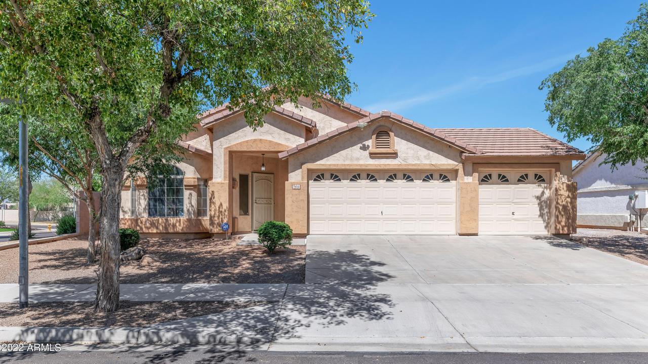 7016 S 22nd Ln., Phoenix, AZ 85041