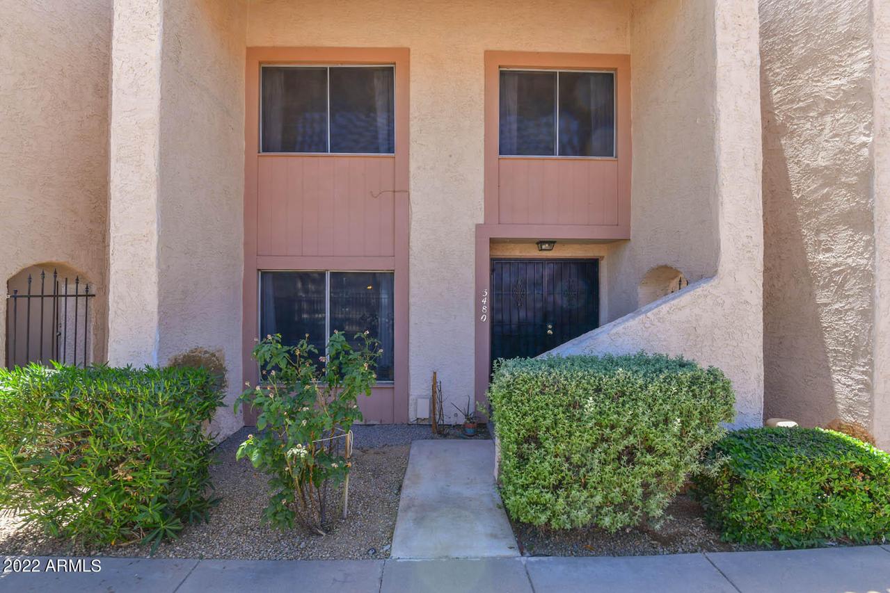 5480 W Laurie Ln., Glendale, AZ 85302