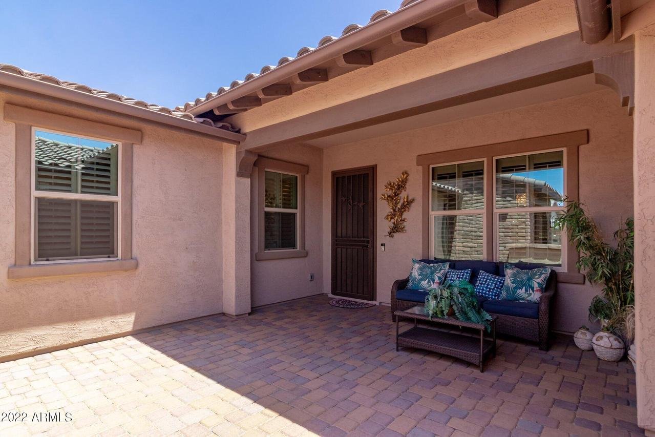 21539 S 220th Way, Queen Creek, AZ 85142