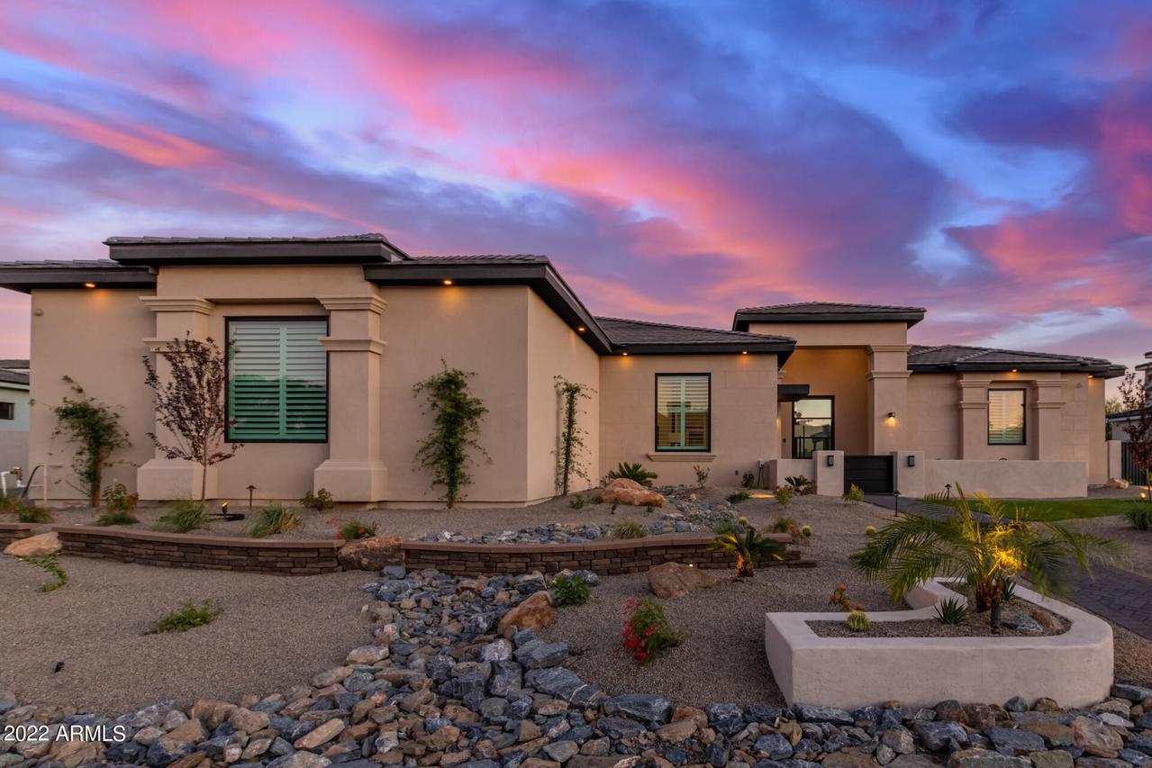 1071 E Kingbird Pl., Chandler, AZ 85286