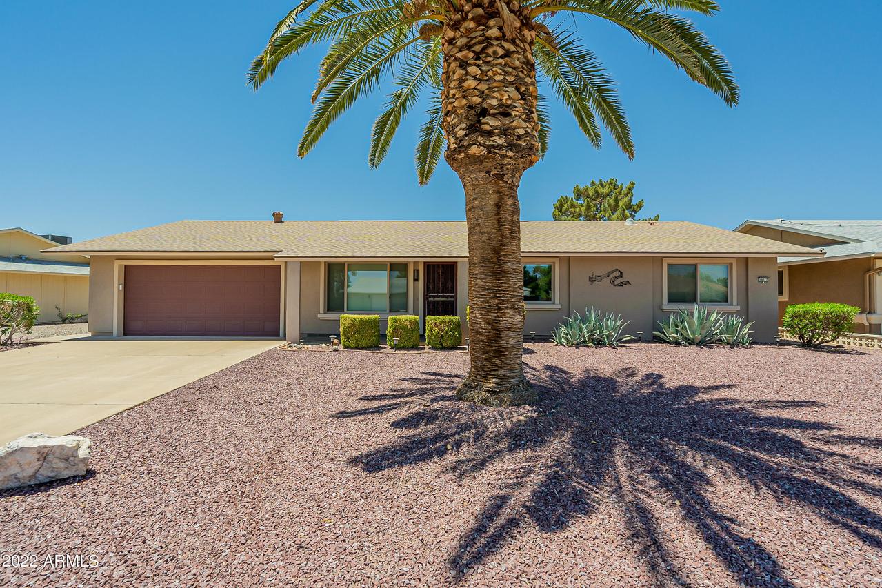19022 N 99th Dr., Sun City, AZ 85373