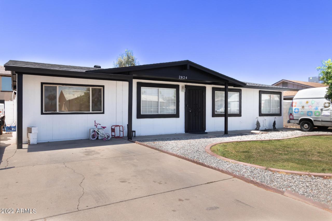 2824 N 72 Dr., Phoenix, AZ 85033