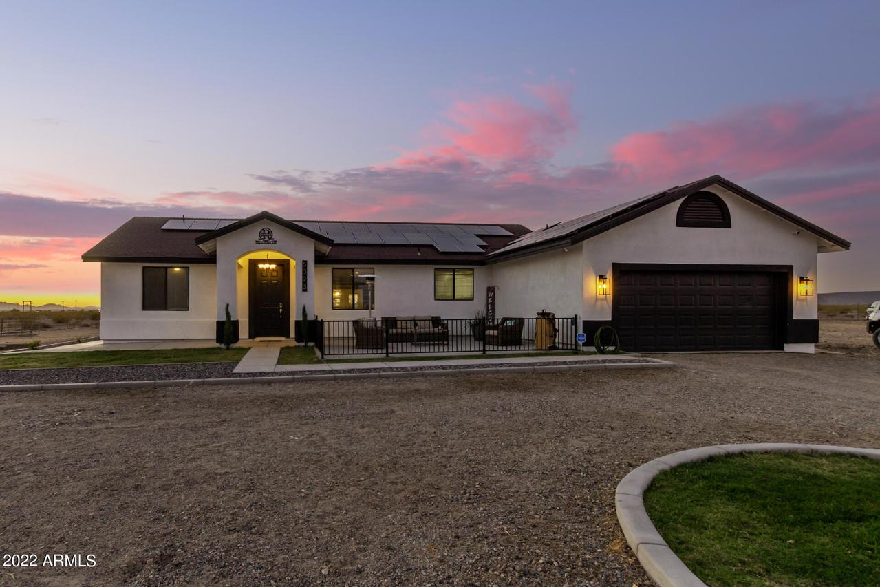 5323 N 373rd Ave., Tonopah, AZ 85354