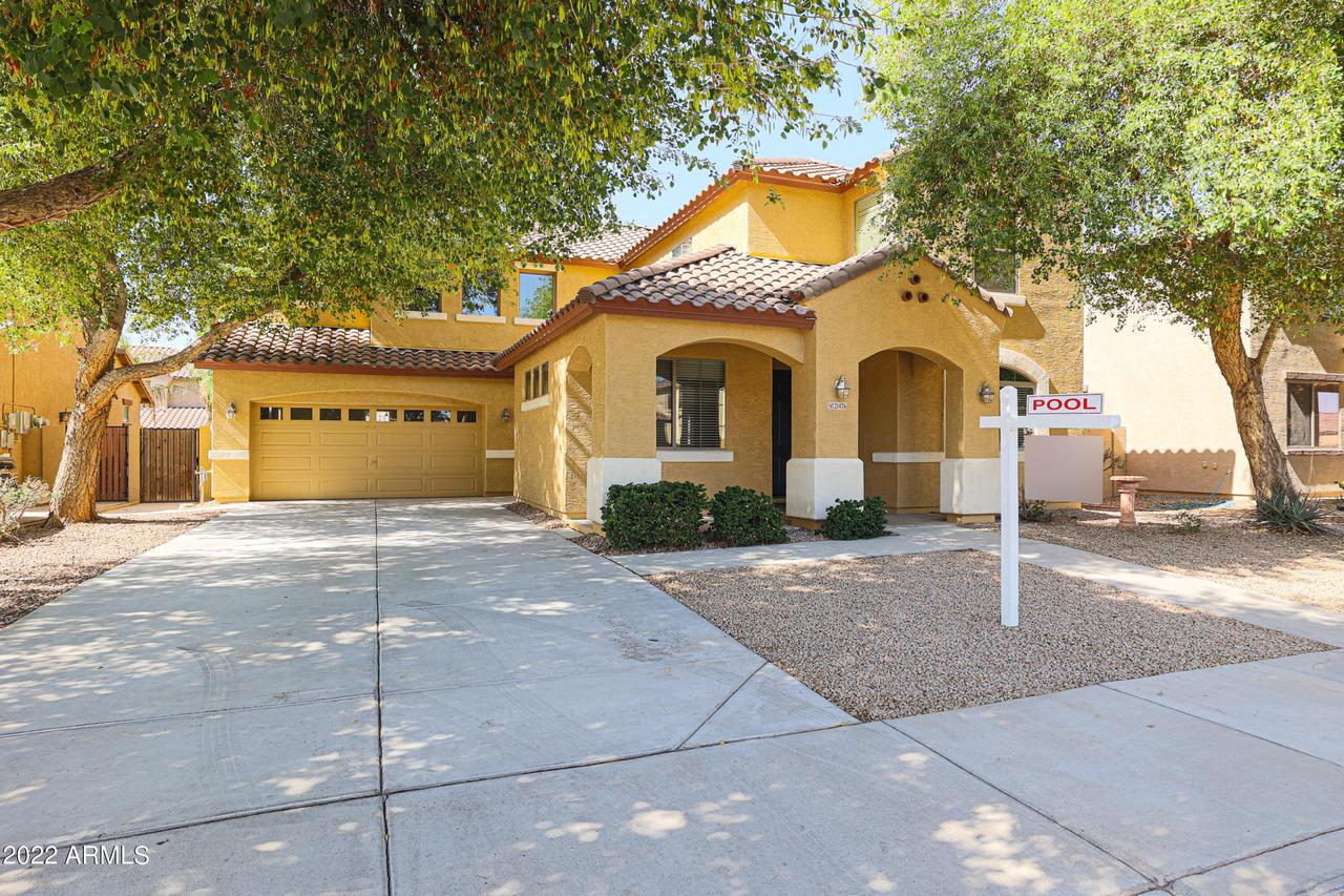 21476 E Roundup Way, Queen Creek, AZ 85142