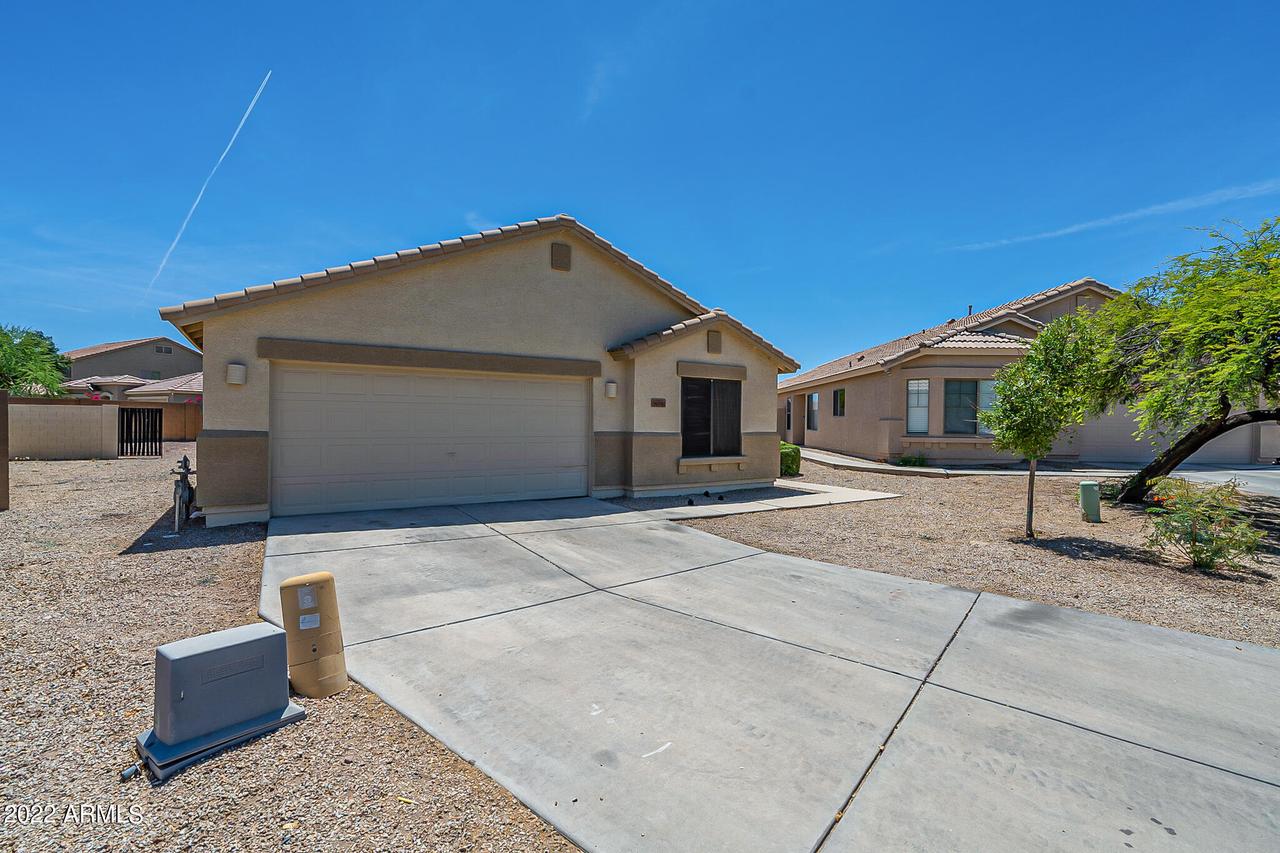 39795 N Manetti St., San Tan Valley, AZ 85140