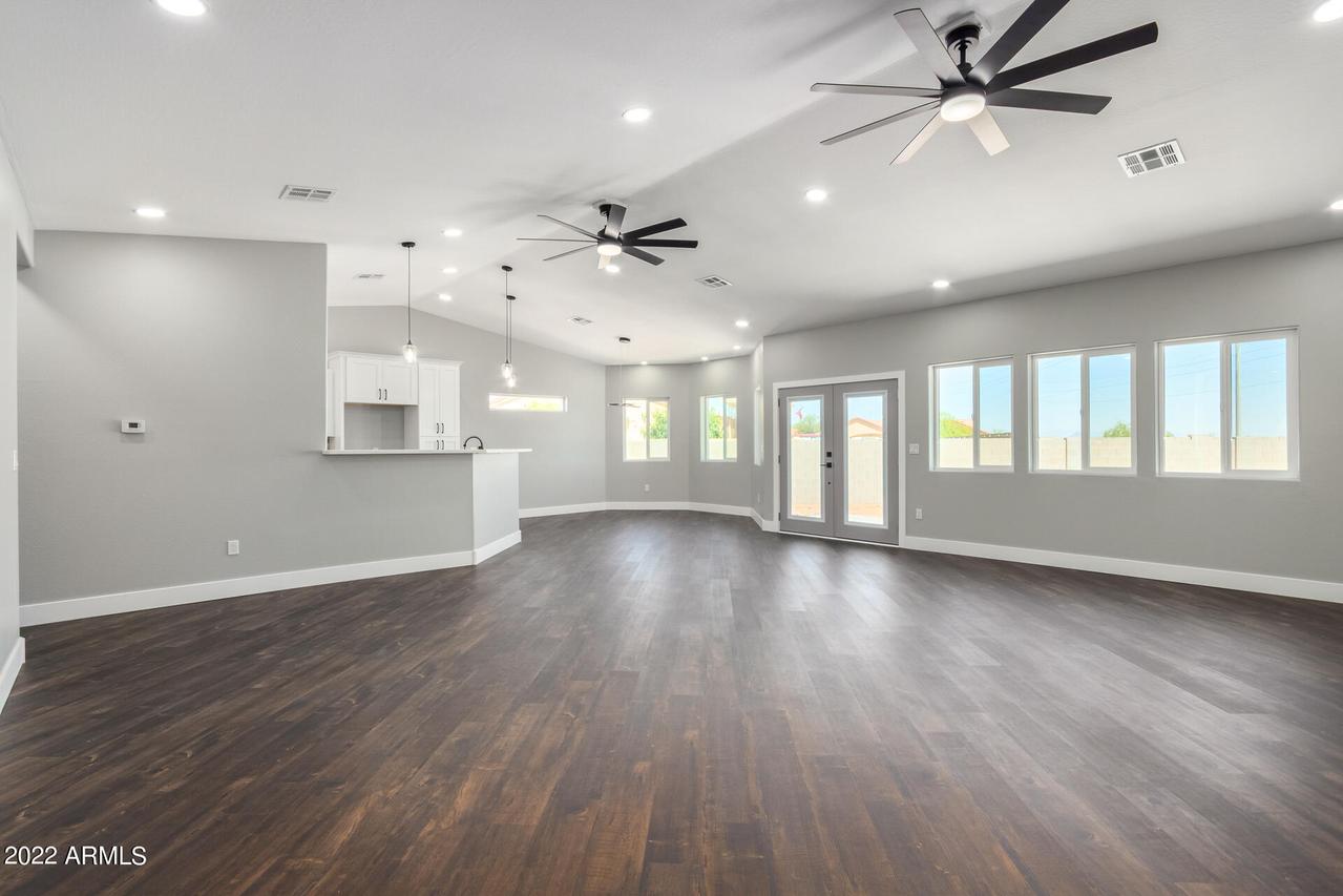 16031 S Kona Cir., Arizona City, AZ 85123