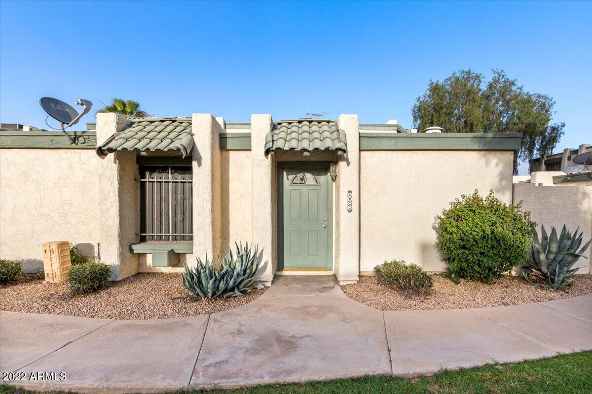9028 N 51st Ln., Glendale, AZ 85302