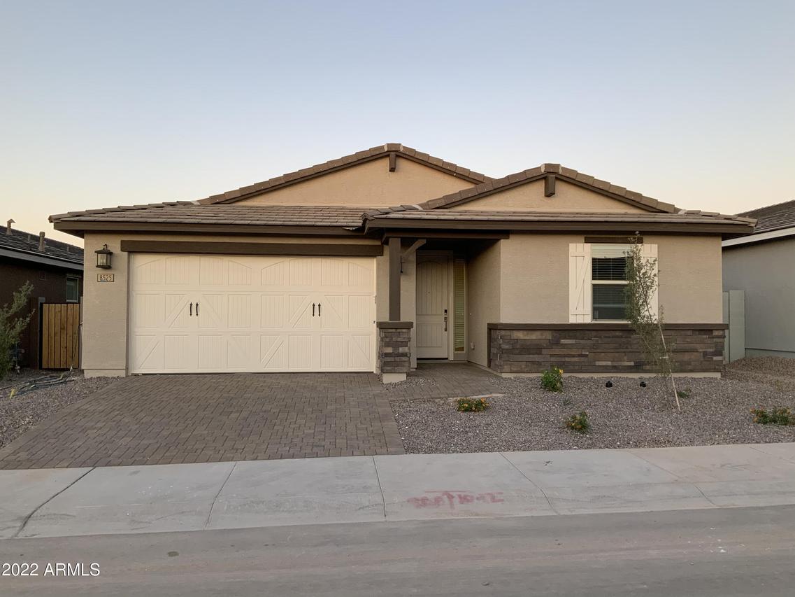 8525 S 69th Ln., Laveen, AZ 85339