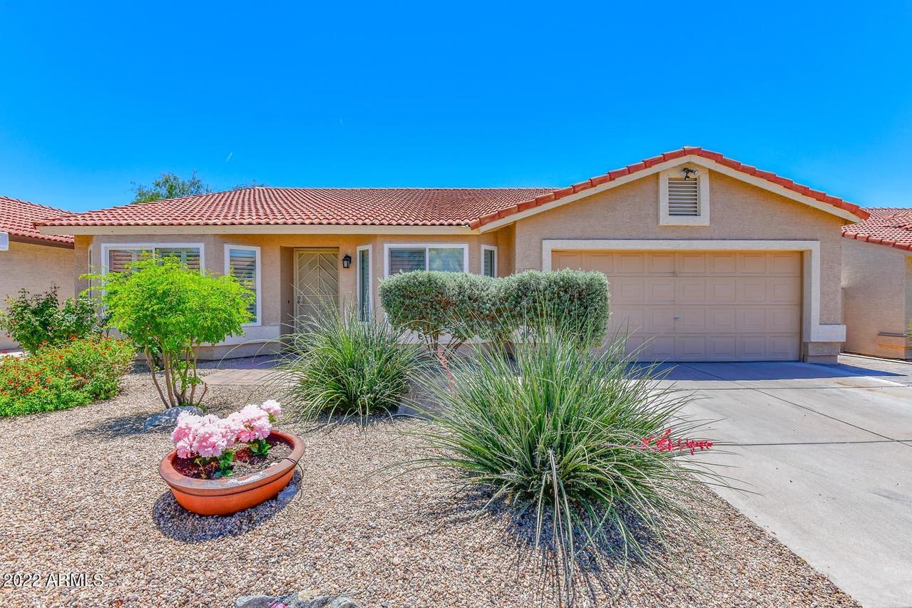 2711 E Dry Creek Rd., Phoenix, AZ 85048