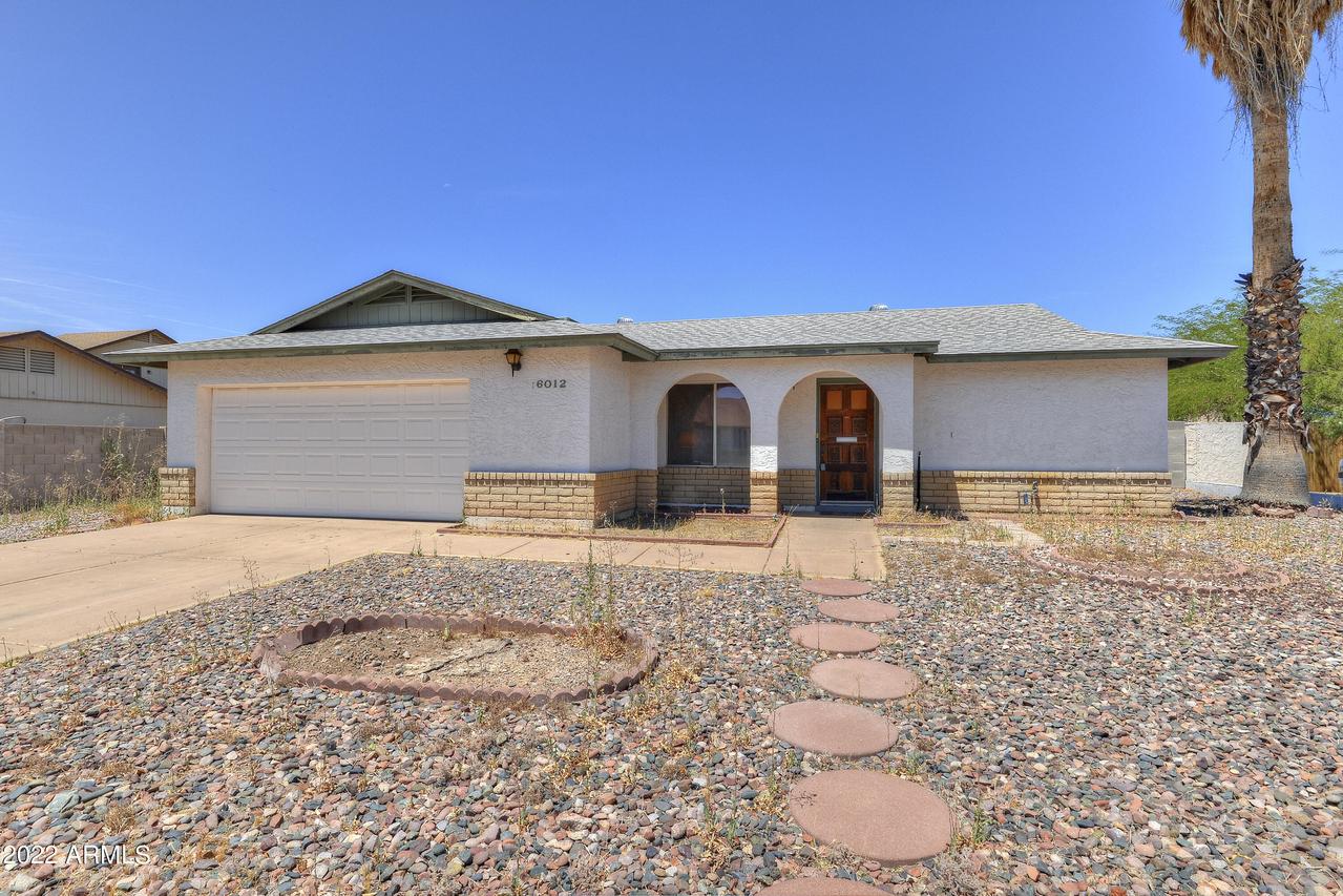 16012 N 48th Dr., Glendale, AZ 85306