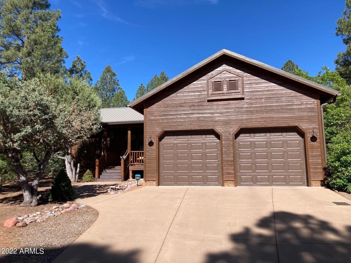 1320 S Spruce Ln., Show Low, AZ 85901