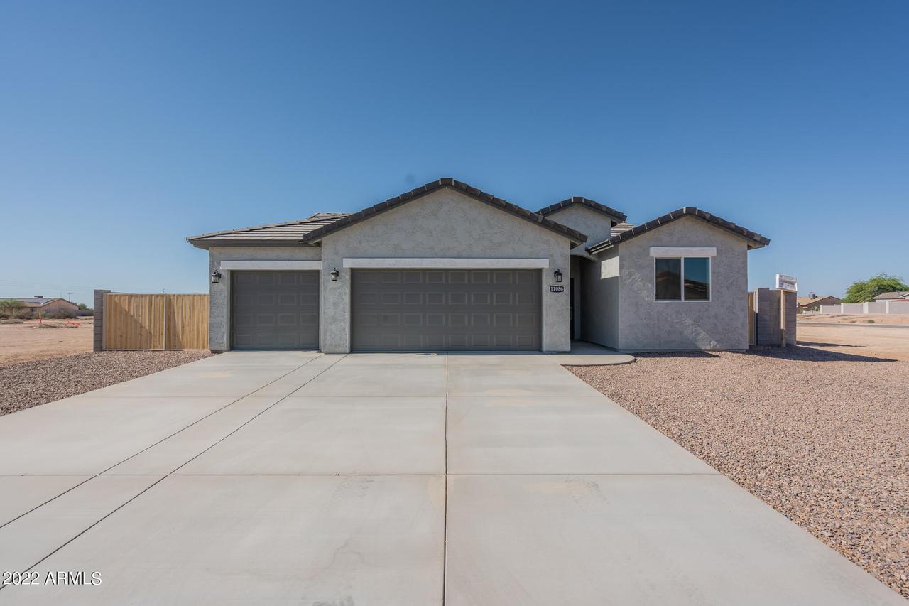 11086 W Torren Dr., Arizona City, AZ 85123