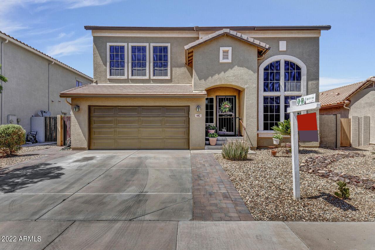 682 W Desert Basin Dr., San Tan Valley, AZ 85143