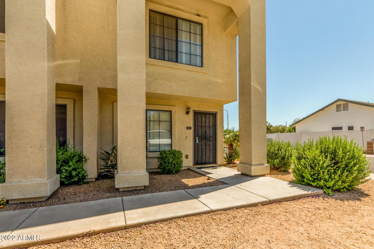 7801 N 44th Dr. #1055, Glendale, AZ 85301