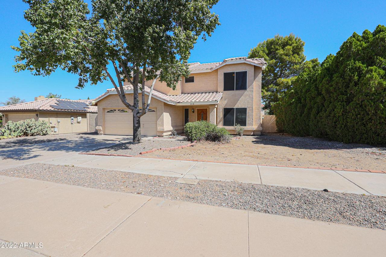 2114 E Sharon Dr., Phoenix, AZ 85022