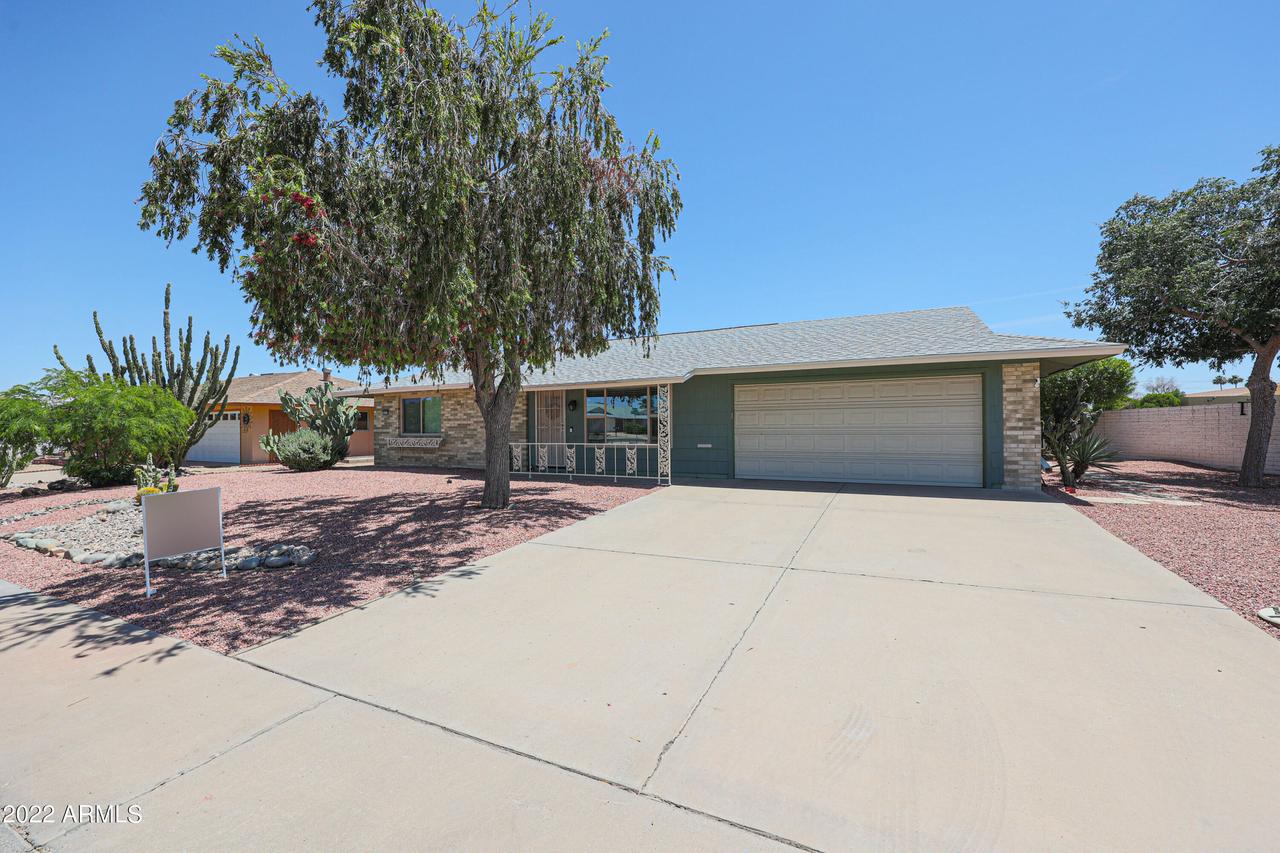 9859 W Wrangler Dr., Sun City, AZ 85373