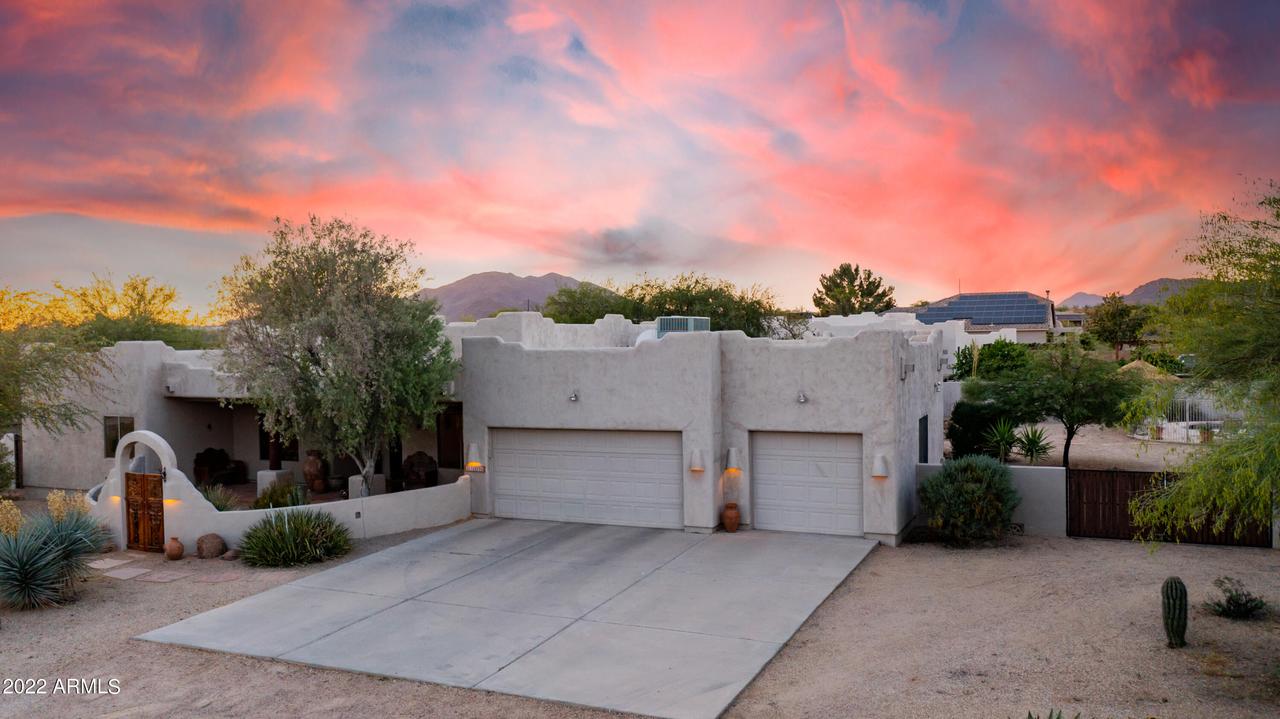 39007 N 3rd St., Phoenix, AZ 85086