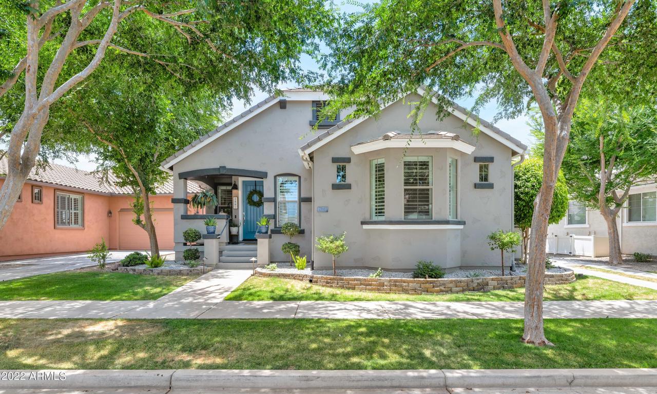 2861 E Camellia Dr., Gilbert, AZ 85296