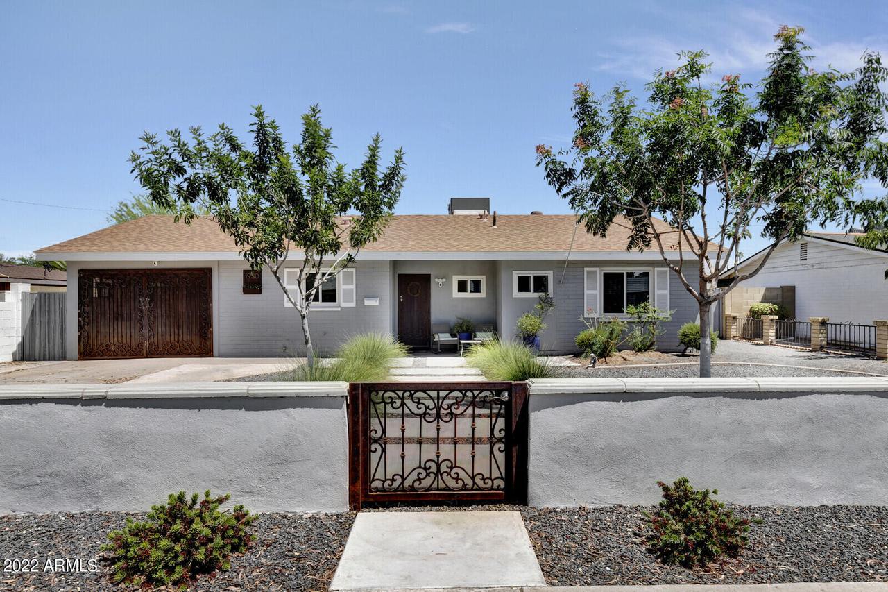 1930 W Denton Ln., Phoenix, AZ 85015