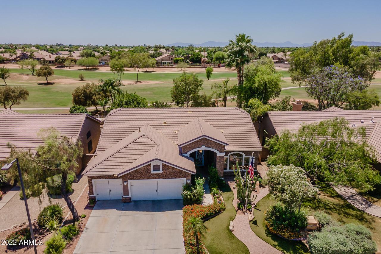 1064 S Palomino Creek Dr., Gilbert, AZ 85296