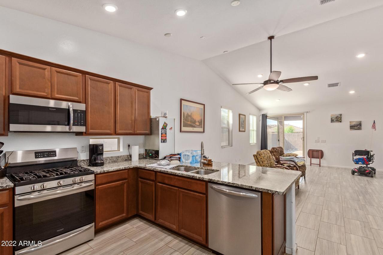12436 W Myrtle Ct., Glendale, AZ 85307