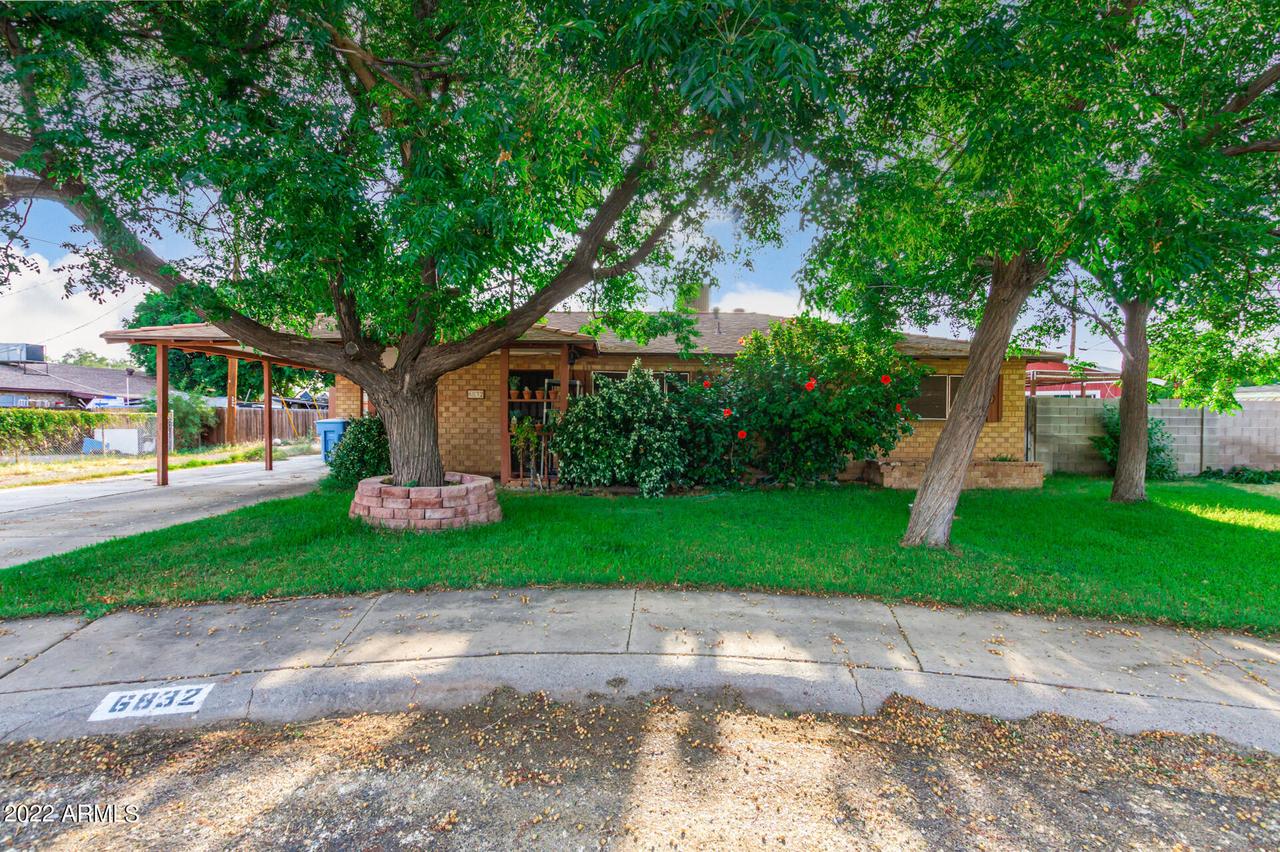 6832 N 33rd Dr., Phoenix, AZ 85017