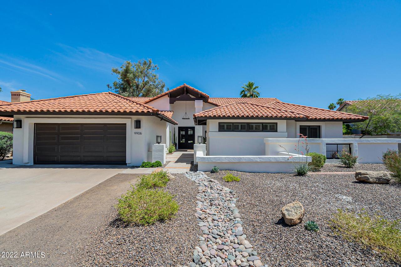 9906 E Cinnabar Ave., Scottsdale, AZ 85258