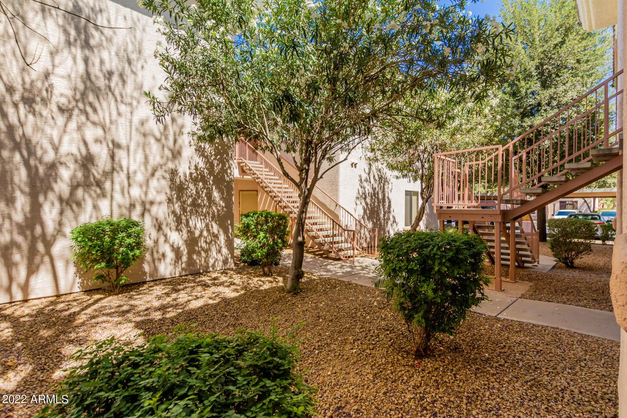 10030 W Indian School Rd. #112, Phoenix, AZ 85037